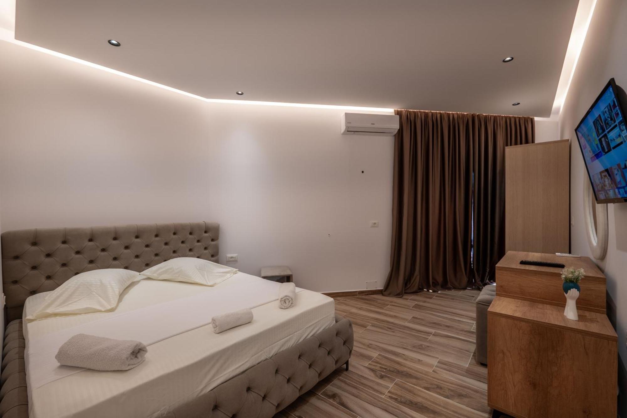 Rest Hour Hotel Ksamil Exterior foto